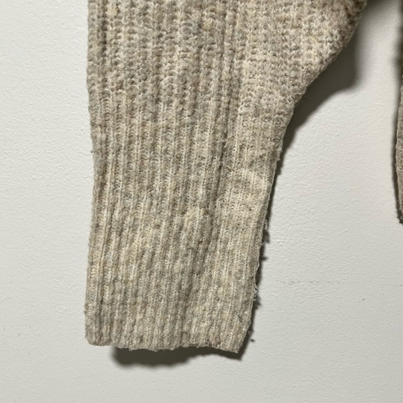 Ruby Moon Alpaca Blend Mock Neck Sweater – Size S, Beige, Cozy Ribbed Knit - Picture 10 of 11